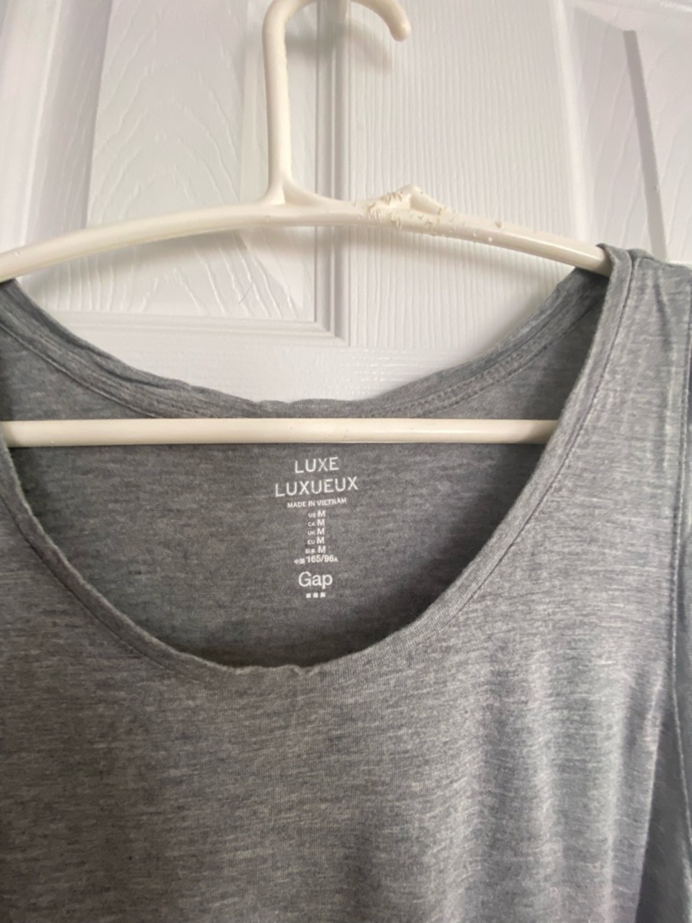 SET (2) GAP LUXE SLEEVELESS TANK TOP - Picture 2 of 7